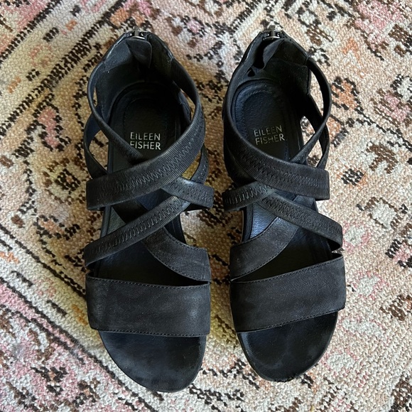 SOLD ON DEPOP - Sport Tumbled Nubuck Leather Sneaker Sandals with Back Zipper - Picture 3 of 7